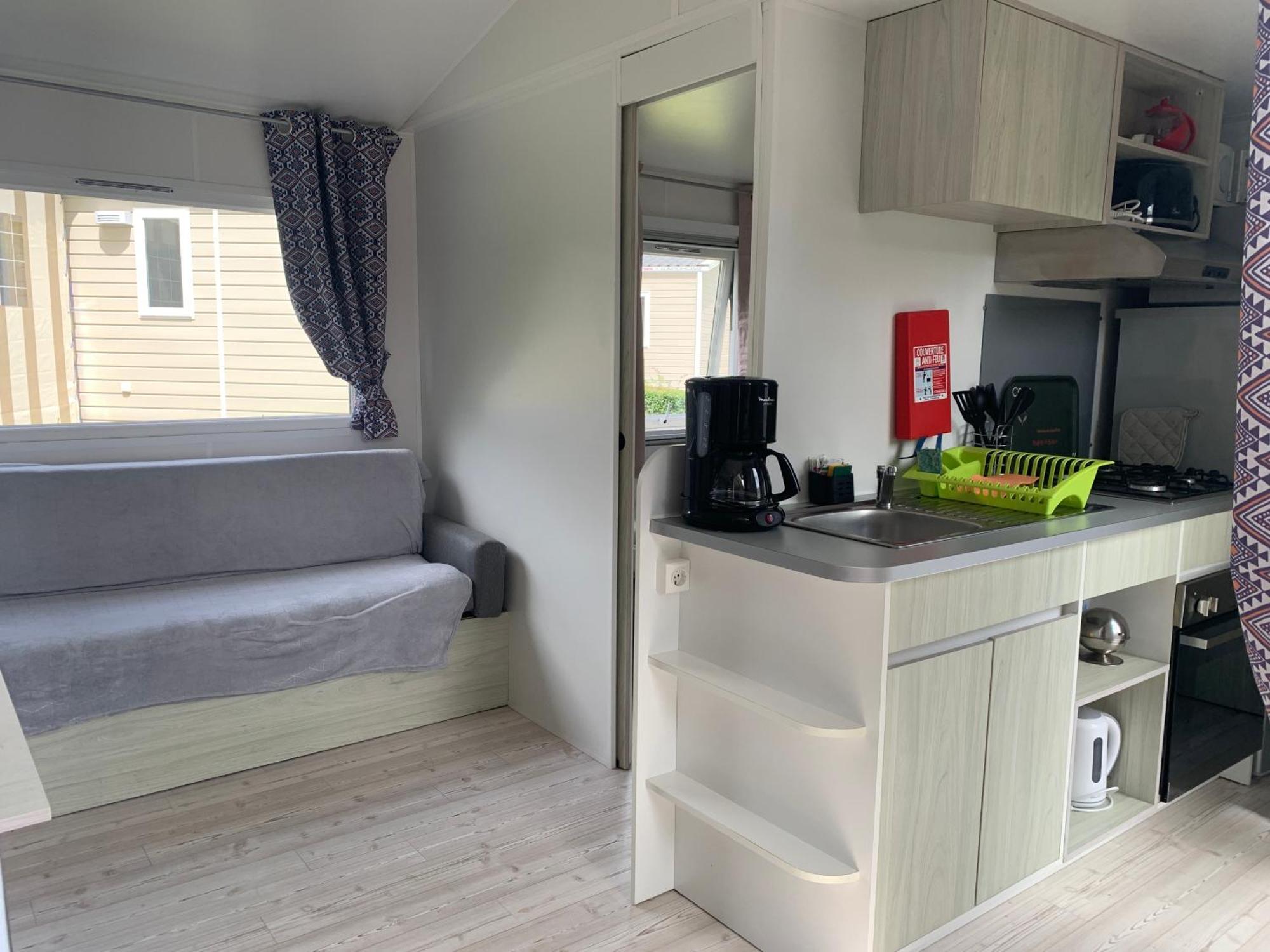 Mobil Home 10 M Et Mme Colas Litteau Kültér fotó